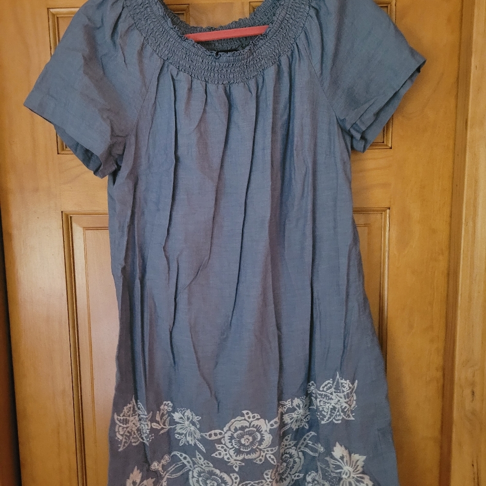 Casual womens dress